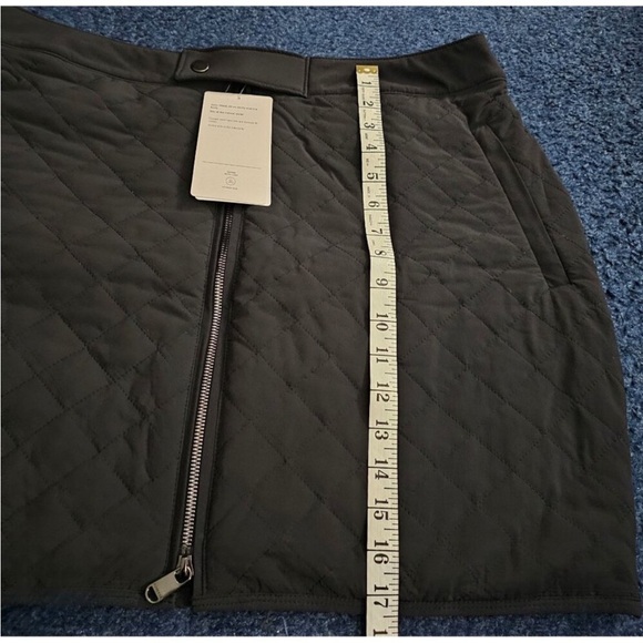 NWT Athleta Apres ski skirt. Mini skirt. Sise 16 - Picture 10 of 11